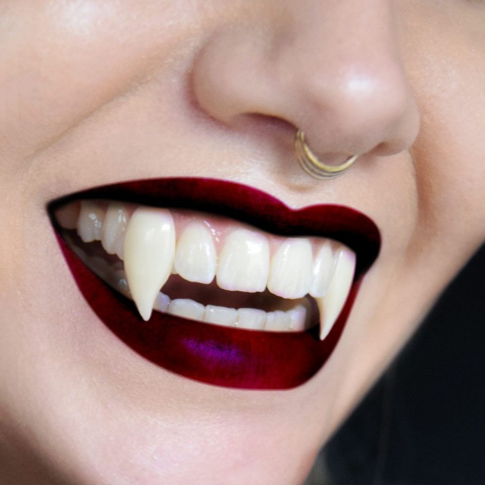 Зубы вампира для клыков вечеринки в честь Хэллоуина