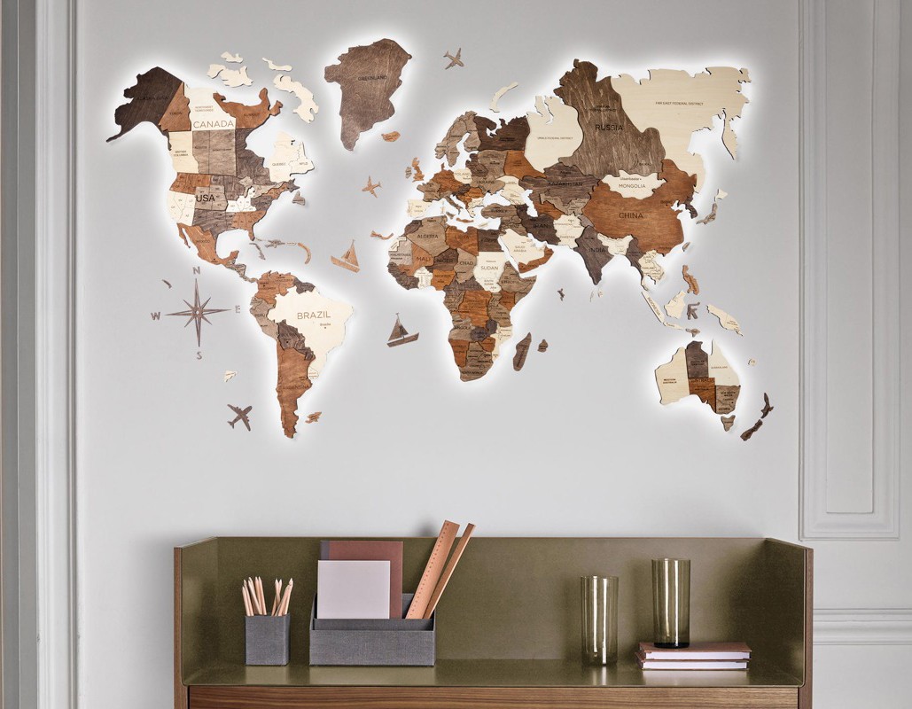 раскрашенная вручную 3D карта мира на стене