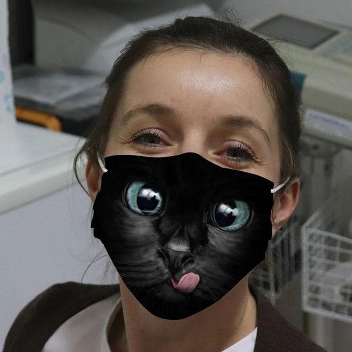 кошка маска черная