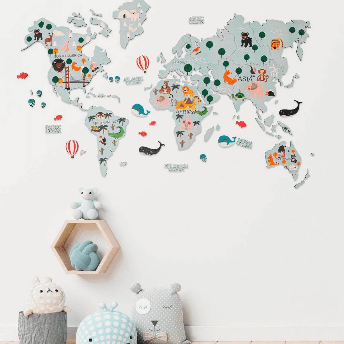 деревянная карта на стене 2D континенты