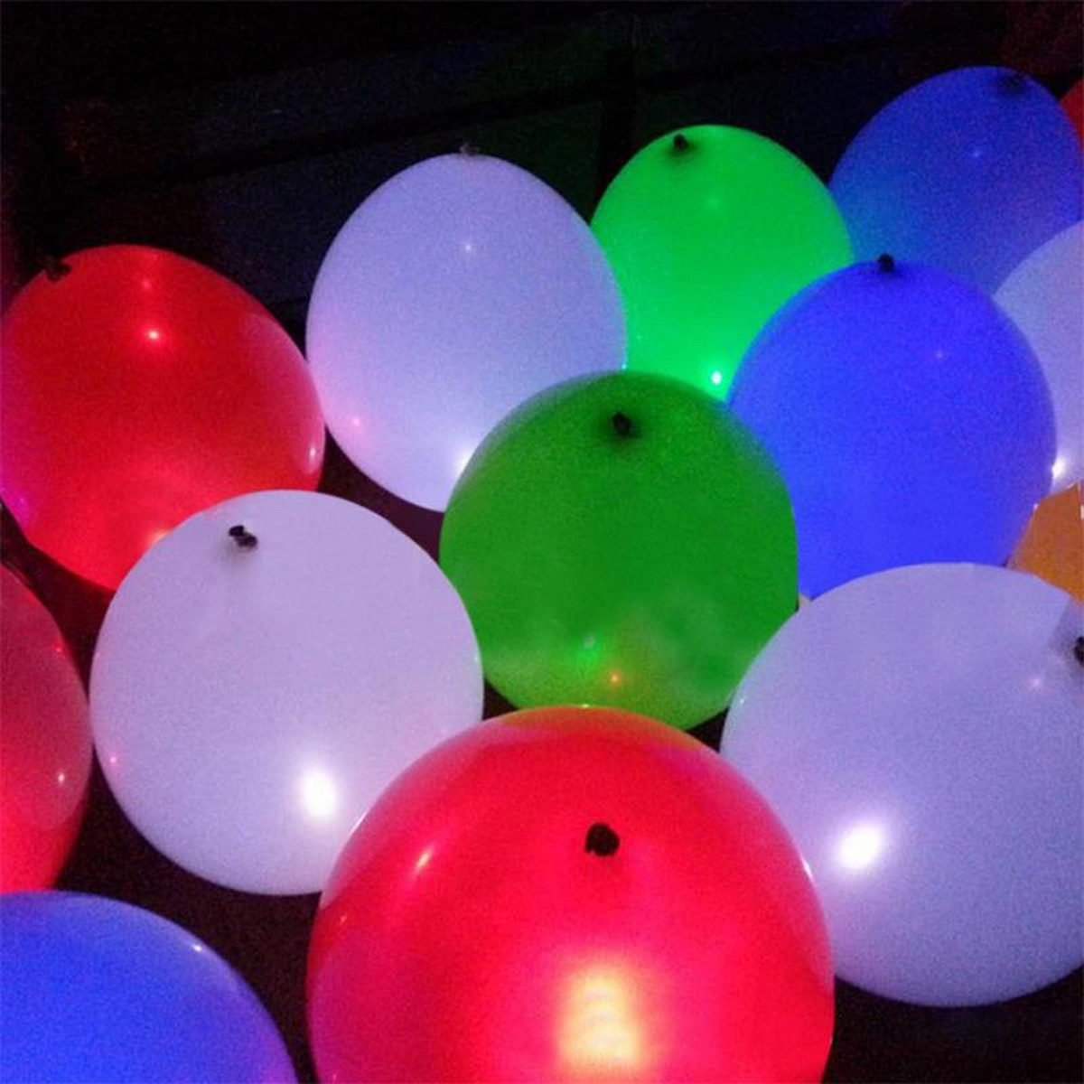Светящиеся воздушные шары.. Светодиоды для шаров. Светодиодный шар. Светящийся шар в комнату.