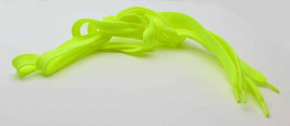 желто-зеленый неон шнурков